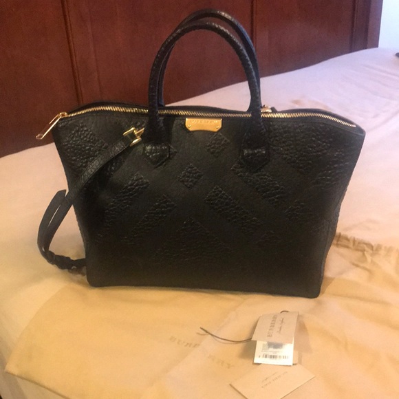 burberry black purse